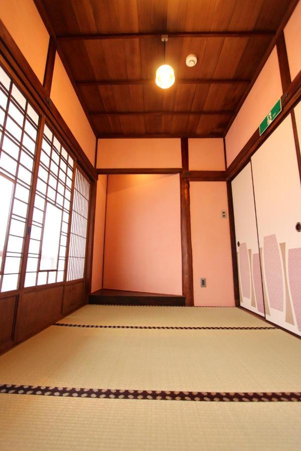 Onomichi Guest House Miharashi-Tei Экстерьер фото