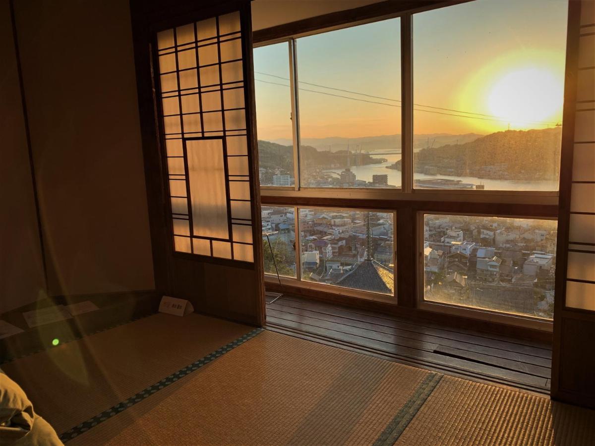 Onomichi Guest House Miharashi-Tei Экстерьер фото