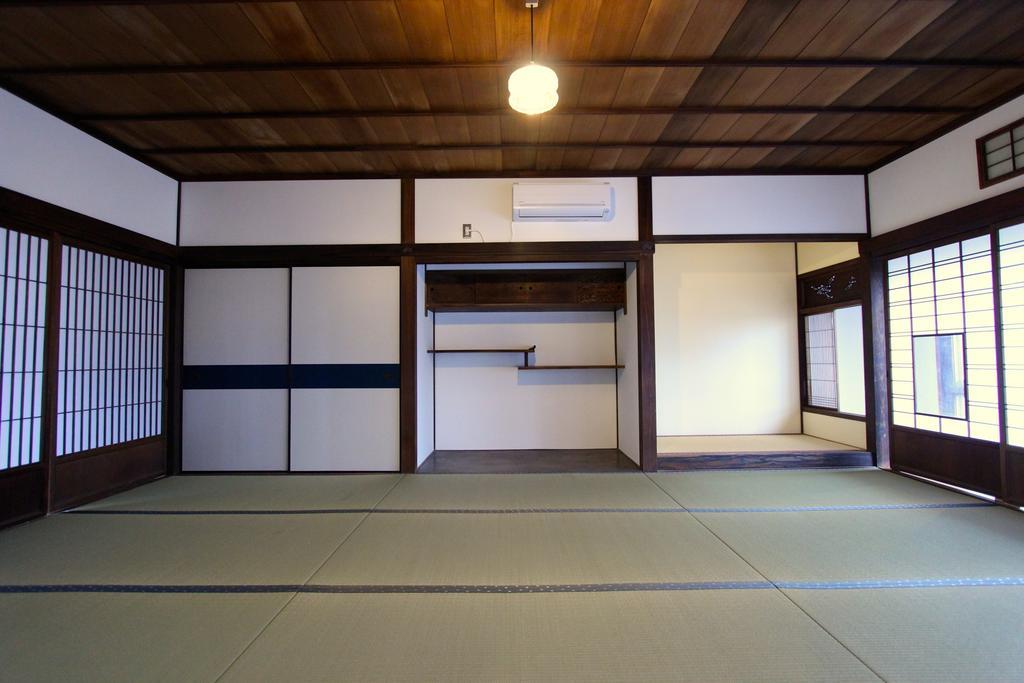 Onomichi Guest House Miharashi-Tei Экстерьер фото